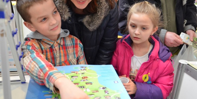 Wstęga Kociewia - Kociewie w Toruniu - Łagodna Kraina (wersja waleczna) 1 Wstęga Kociewia - styles dzialania na szerokosc public zdjecia targi wypoczynek 2014 7