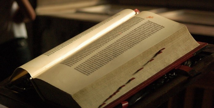 Wstęga Kociewia - Festiwal Kulturalny „Księga Ksiąg” po raz kolejny w Pelplinie 1 Wstęga Kociewia - styles dzialania na szerokosc public zdjecia biblia