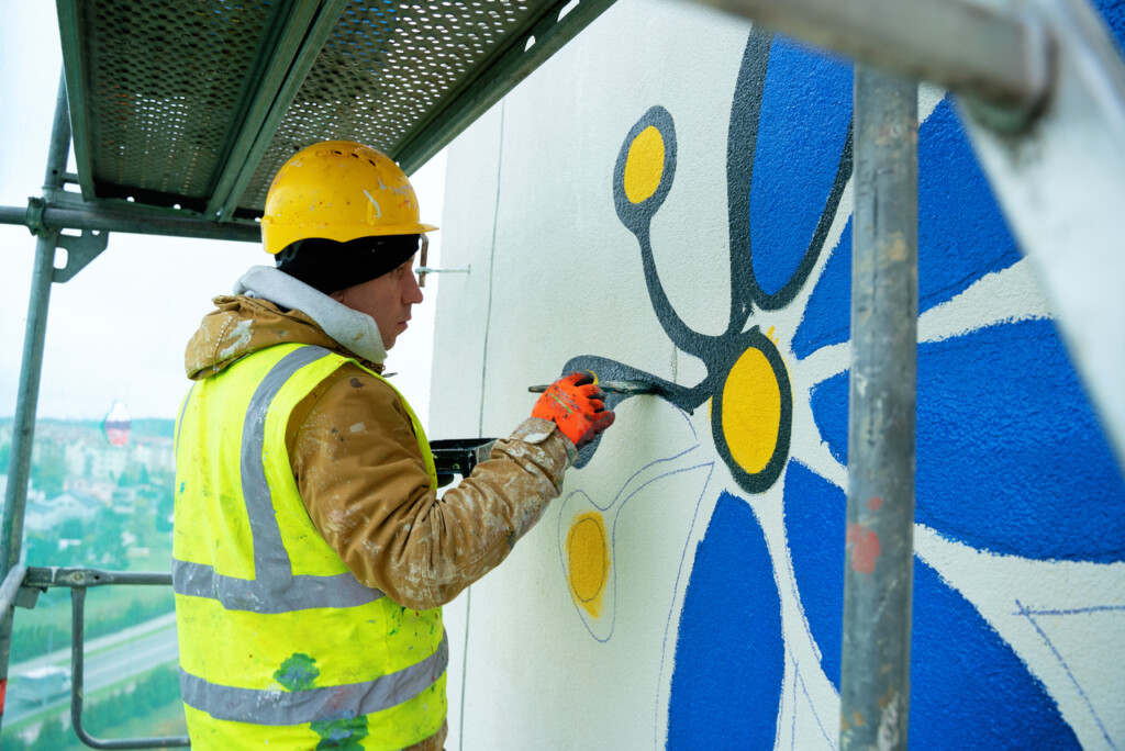 Wstęga Kociewia - Powstaje mural inspirowany haftem kociewskim - wpis gościnny 2 Wstęga Kociewia - Powstaje mural inspirowany haftem kociewskim FOT P Janicki WHITEDRON 2