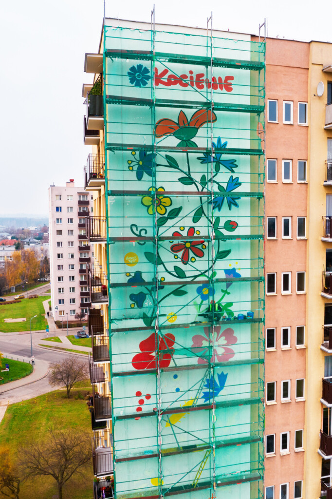 Wstęga Kociewia - Powstaje mural inspirowany haftem kociewskim - wpis gościnny 5 Wstęga Kociewia - Powstaje mural inspirowany haftem kociewskim FOT P Janicki WHITEDRON 5